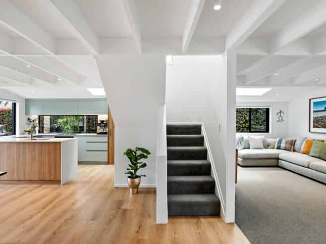 2/220 Point Chevalier Road, Point Chevalier