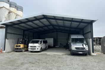 Versatile Manufacturing / Warehouse