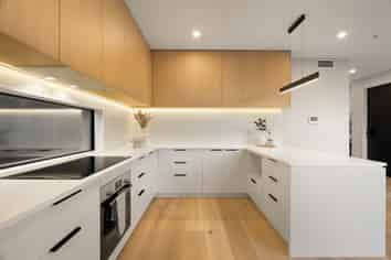 8A Catalina Crescent, Forrest Hill