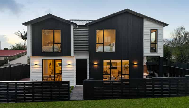 8A Catalina Crescent, Forrest Hill