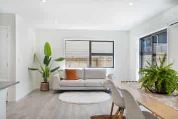 41 Farnworth Terrace, Churton Park