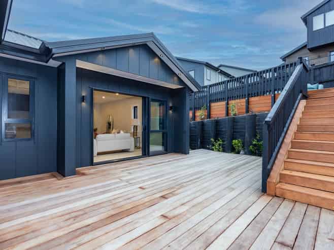 7 Halcyon Bay Lane, Orewa