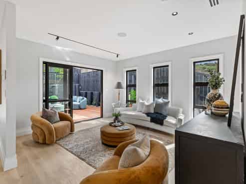 7 Halcyon Bay Lane, Orewa