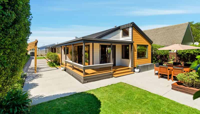 2/238 Estuary Road, South New Brighton