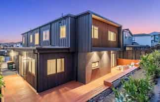 9 Ruku Street, Long Bay