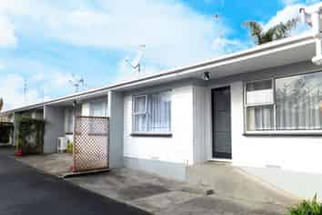 4/84 Lake Road, Frankton