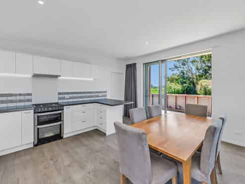 288 Barnes Road, LINCOLN