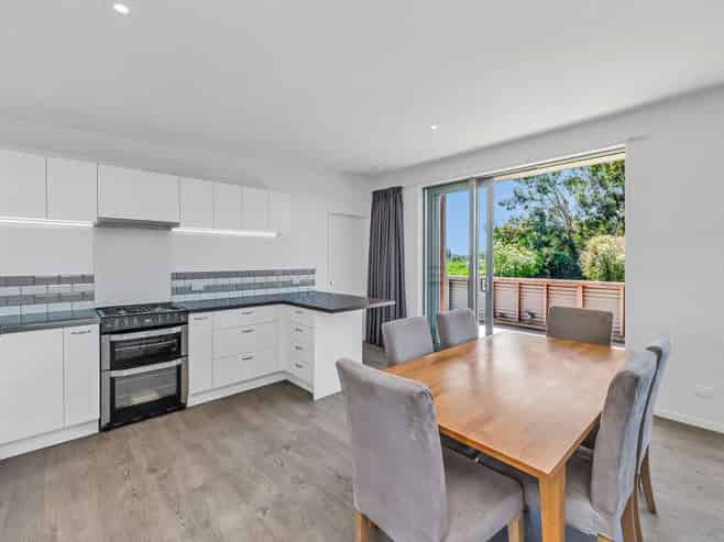 288 Barnes Road, LINCOLN