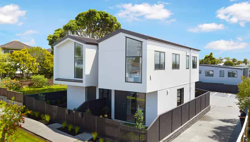 2/14 Akehurst Avenue, New Lynn