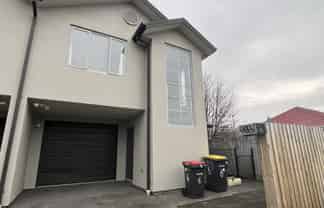 8 Parlane Street, Addington