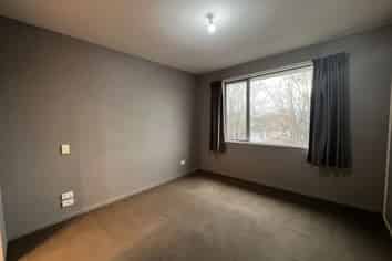 8 Parlane Street, Addington