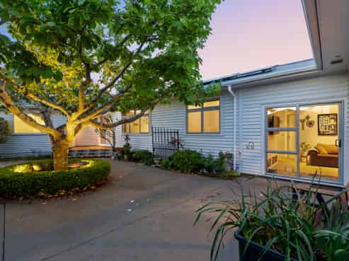 8 Blenheim Place, Vogeltown