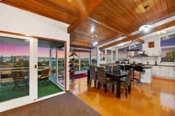 6 Conifer Lane, Mangere Bridge