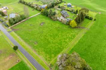 98 Kells Lane, Lichfield