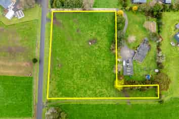 98 Kells Lane, Lichfield