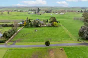 98 Kells Lane, Lichfield