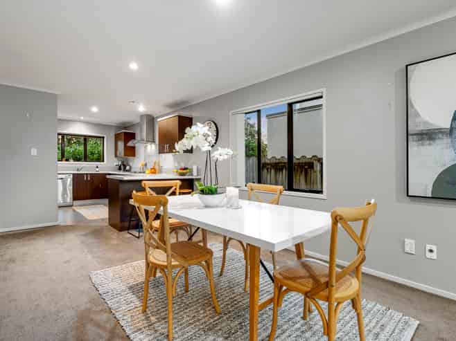 6 Vicente Place, Albany