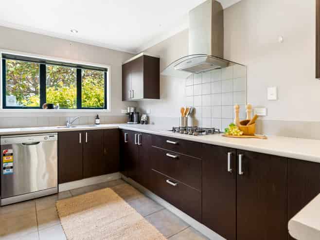 6 Vicente Place, Albany