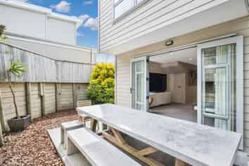 46 Erlestoke Crescent, Churton Park