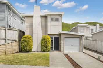 46 Erlestoke Crescent, Churton Park