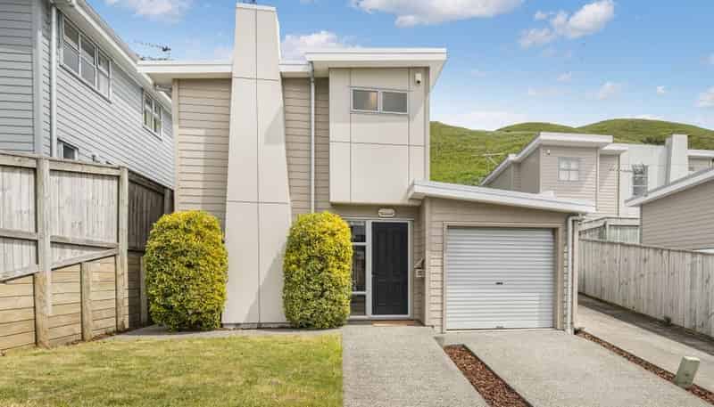 46 Erlestoke Crescent, Churton Park