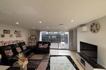 2/43 Maxwell Street, Riccarton