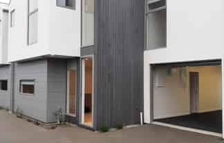 2/43 Maxwell Street, Riccarton