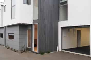 2/43 Maxwell Street, Riccarton