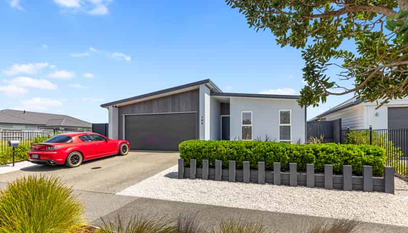 106 Coast Boulevard, Papamoa