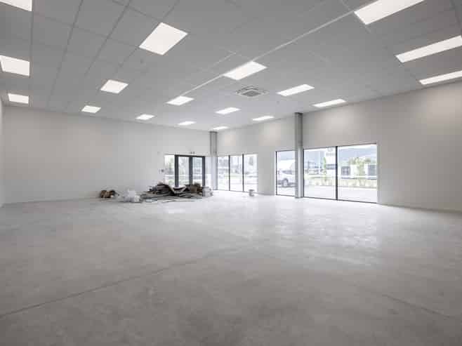 High Profile Showroom/Office Space with Warehouse