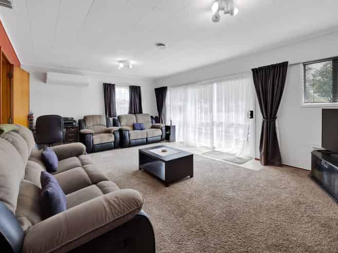 48A Collins Street, Hawera