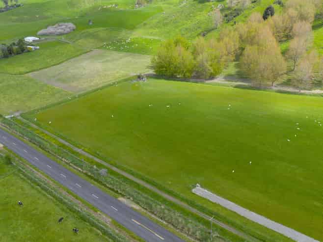 643 a and  Pohangina Road, Ashhurst