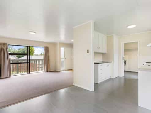 18 Reinga Place, Massey