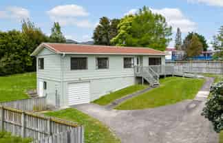 18 Reinga Place, Massey