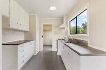 18 Reinga Place, Massey