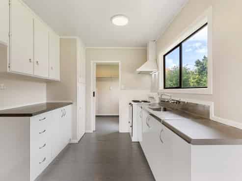 18 Reinga Place, Massey