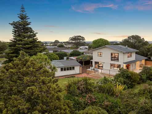 111 Sandspit Road, Waiuku