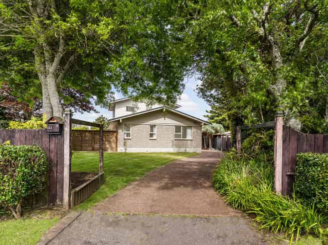 111 Sandspit Road, Waiuku