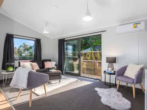 48 Whanake Street, Titahi Bay