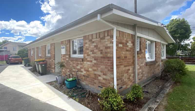 8A Howell Avenue, Riverlea