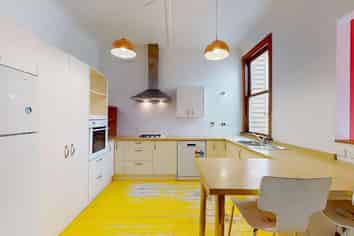 140 Russell Terrace, Berhampore