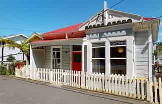 140 Russell Terrace, Berhampore