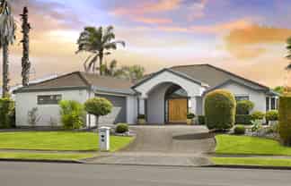 19 Montrose Crescent, Huntington