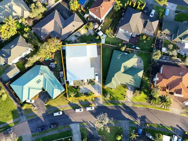 20&20A Mahoney Drive, Albany