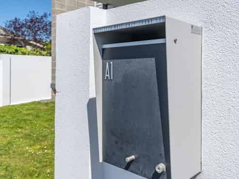 1/101A Caledonian Road, Saint Albans