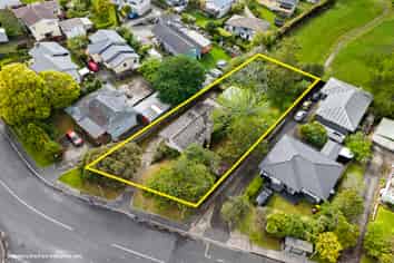 11 Juniper Road, Sunnynook