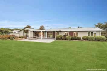 92 West Town Belt Road, Rakaia