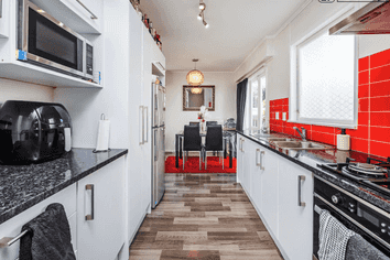 10 Gainsborough Street, Manurewa