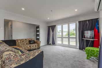 10 Gainsborough Street, Manurewa