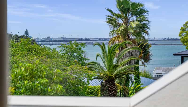 2 Kotare Crescent, Tauranga South